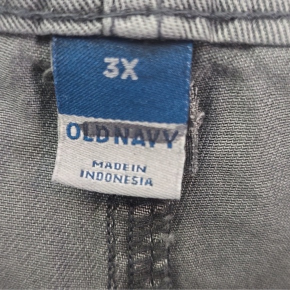 NWOT Old Navy Grey Paper Bag Shorts Size 3X - Picture 3 of 4